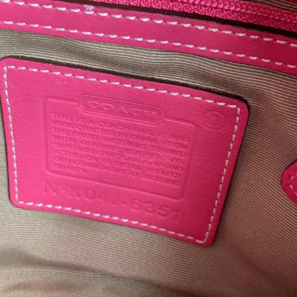 PINK COACH PURSE - Picture 4 of 4